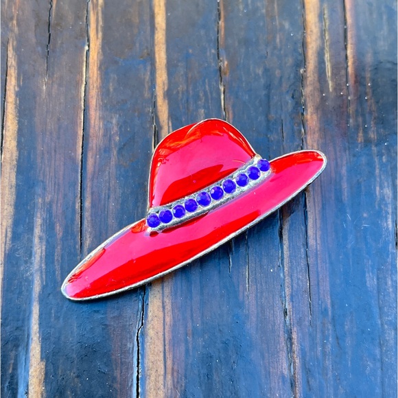 Jewelry - $5 Bundled 💘 Vintage Red Hat Society Pin